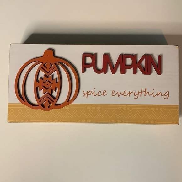 Fall decor wooden shelf sitter - Picture 1 of 2